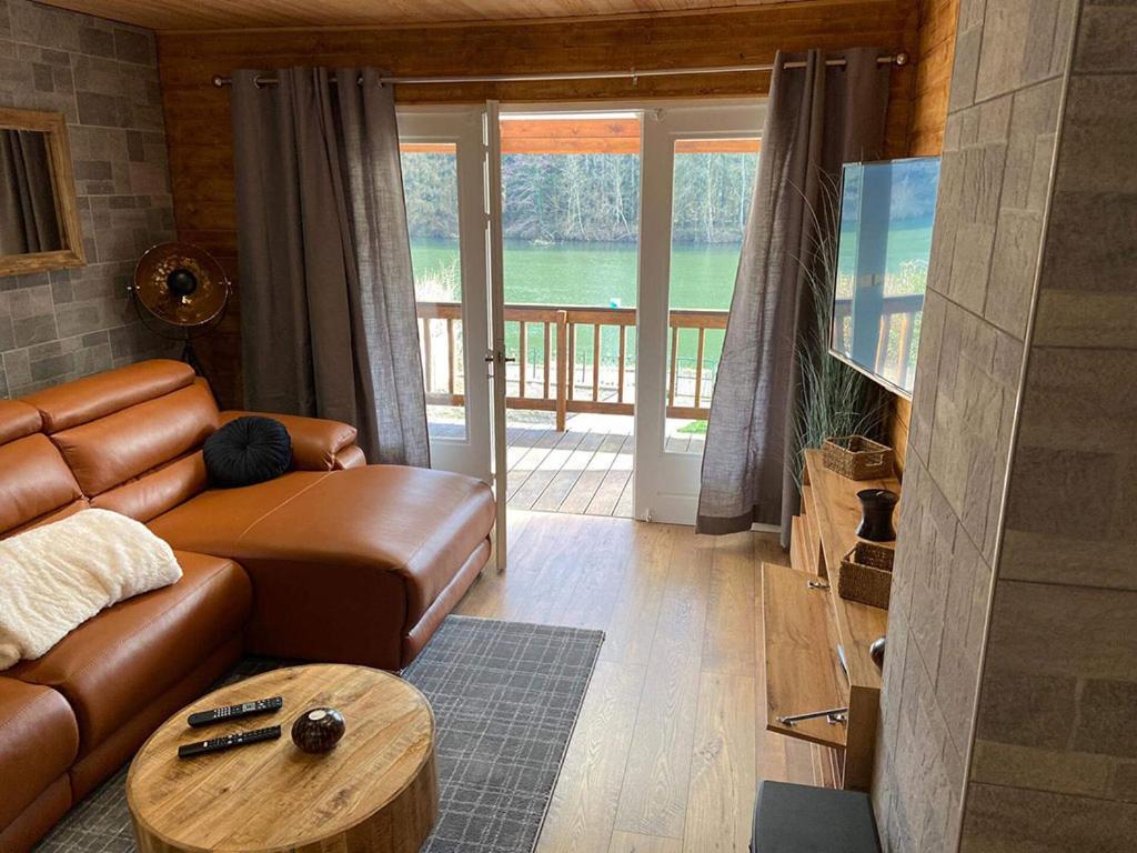 Le Chalet De Hermeton Hastiere-par-dela Экстерьер фото